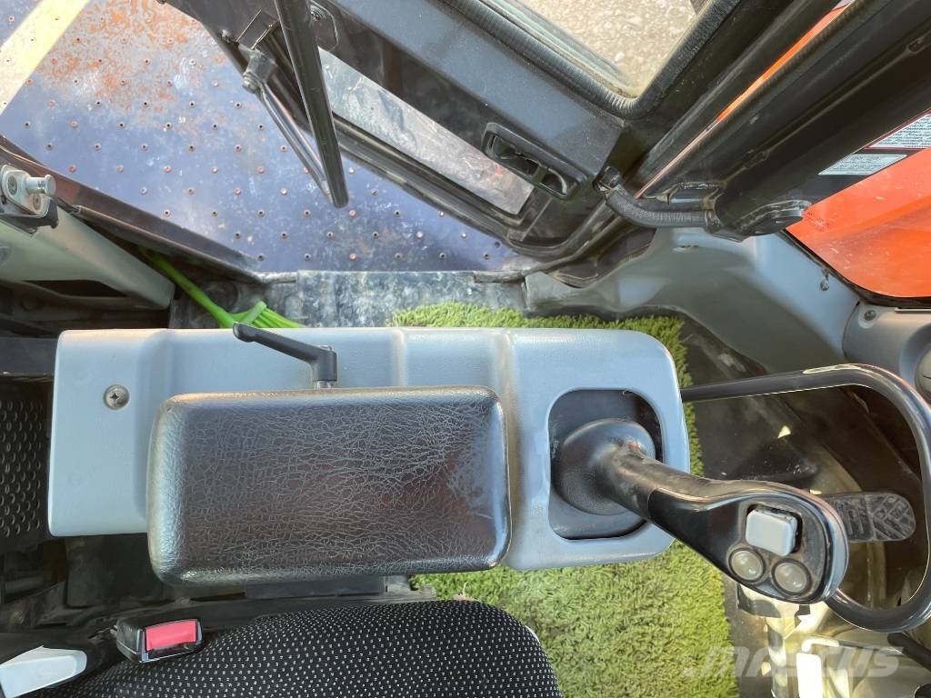 Hitachi ZW 550 - 6 Wheel loaders