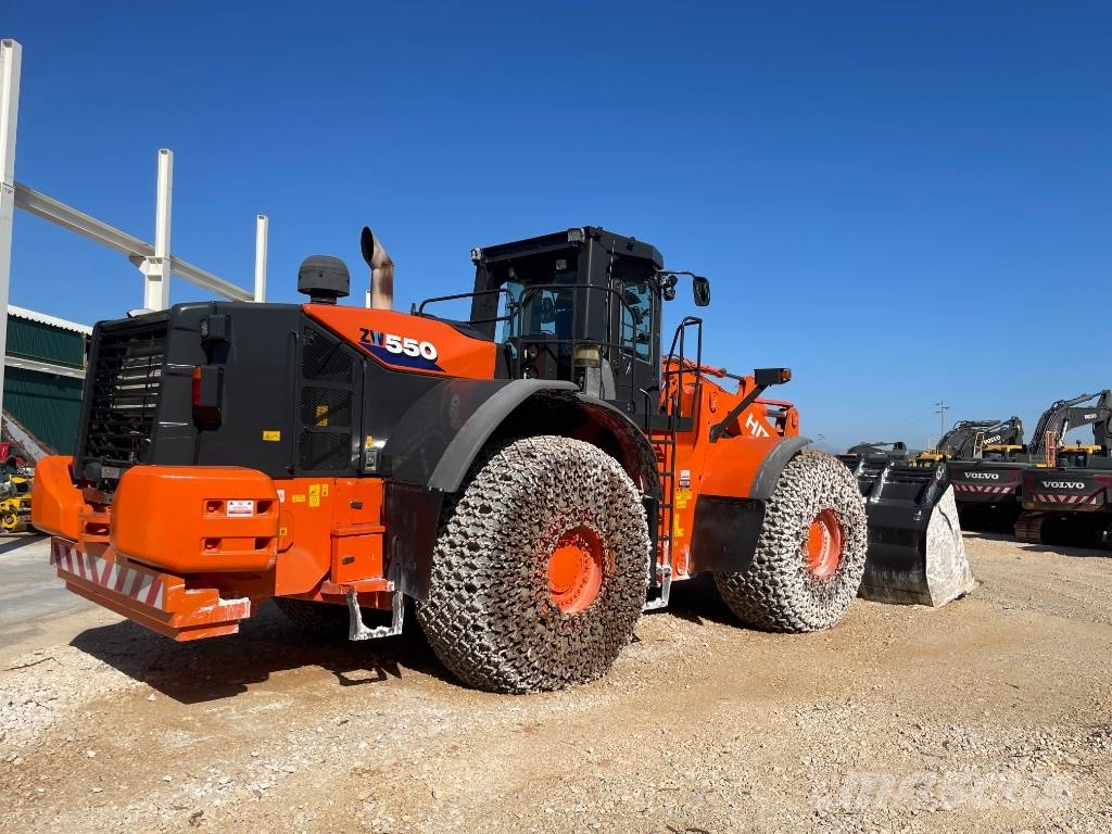 Hitachi ZW 550 - 6 Wheel loaders
