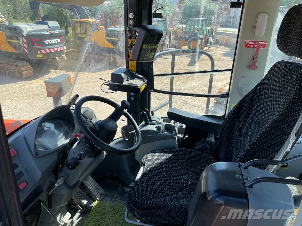 Hitachi ZW 550 - 6 Wheel loaders