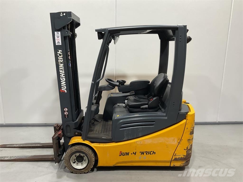Jungheinrich EFG 220 El gaffeltrucks