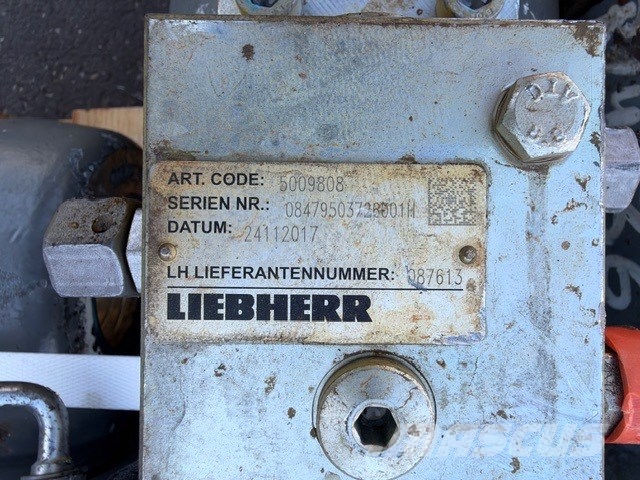 Liebherr R 924 Compact USED HYDRAULIC CYLINDER COMPLET Componenti idrauliche