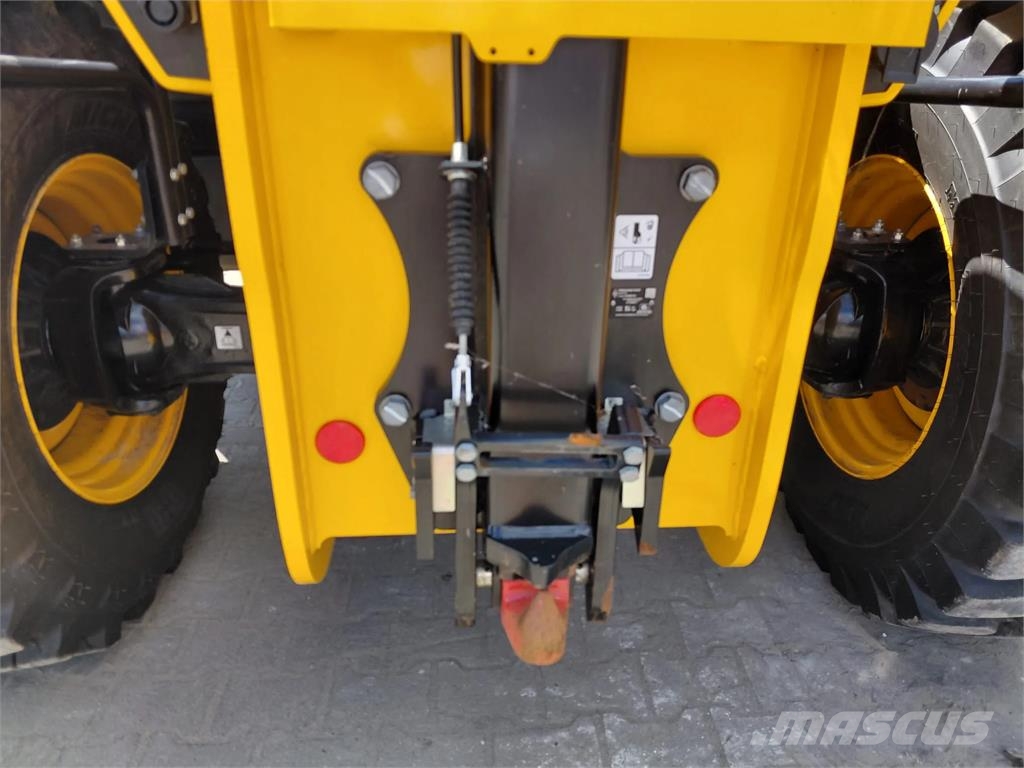 JCB 538-60 Agri Xtra Телескопічні навантажувачі