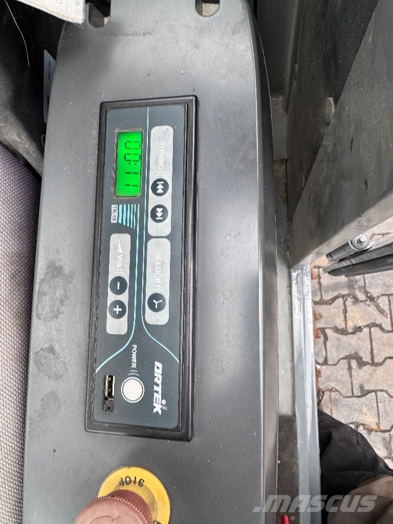 Handex HD 520 B 履帶式起重機