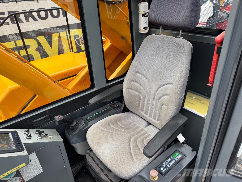 Handex HD 520 B 履帶式起重機
