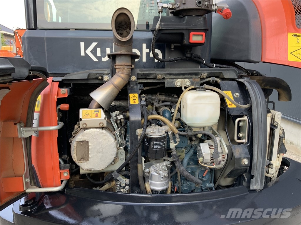 Kubota KX 042-4 小型挖掘机