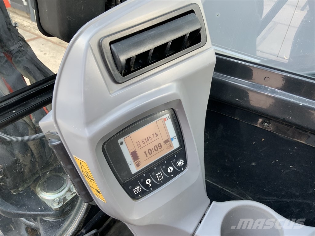 Kubota KX 042-4 小型挖掘机