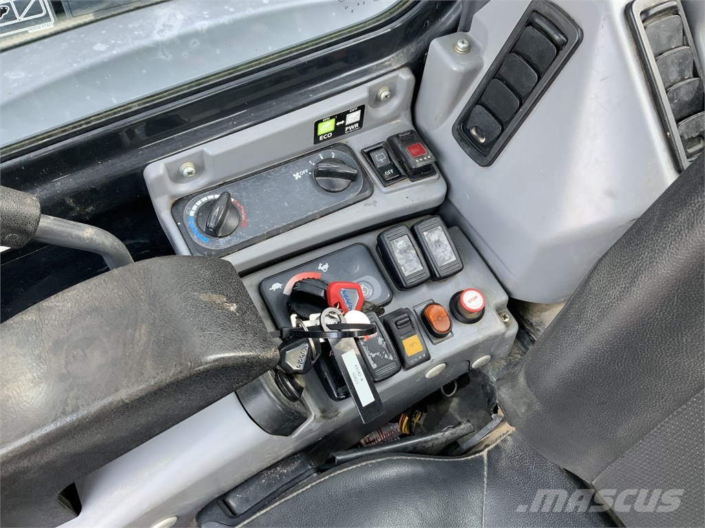 Kubota KX 042-4 小型挖掘机