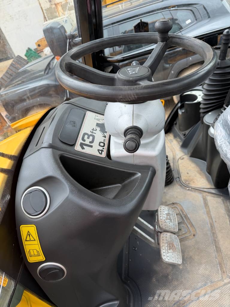 JCB 3 CX made in UK Rovokopači
