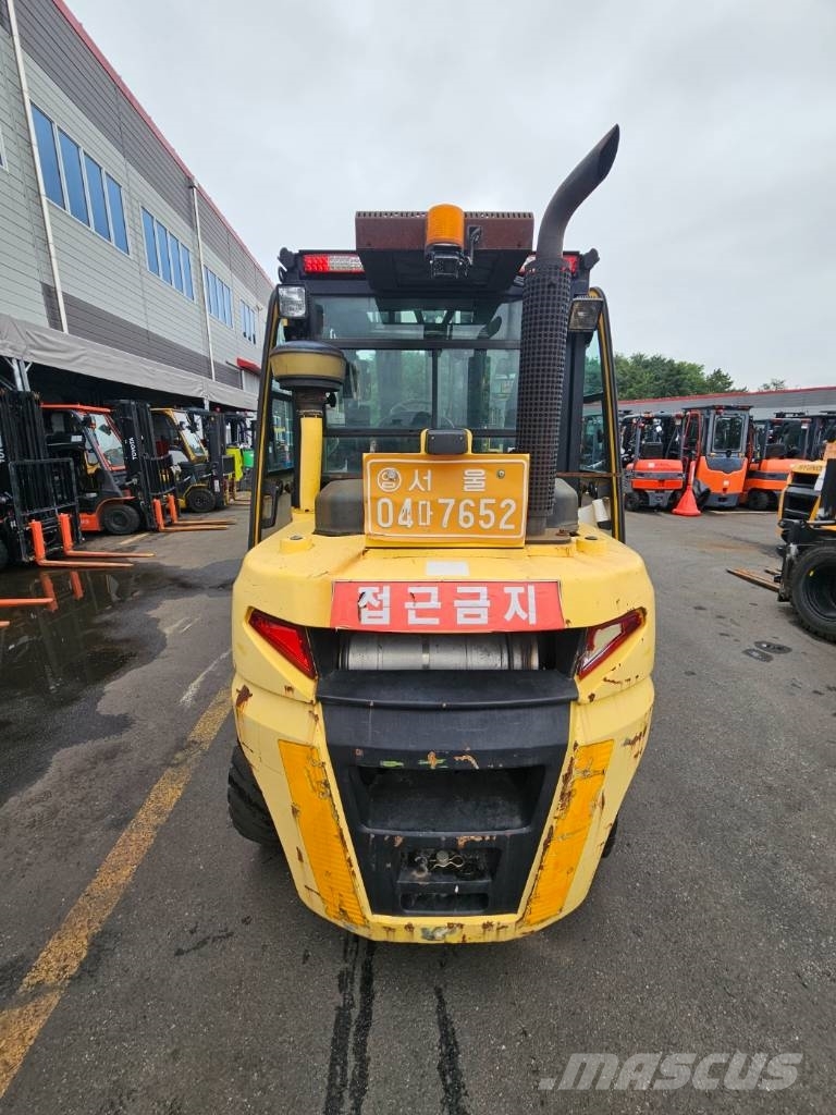 Hyundai 35d-9 ディーゼル・軽油