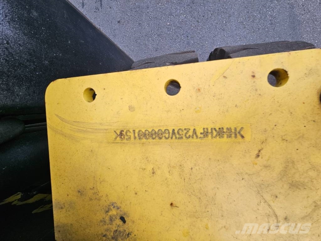 Hyundai 35d-9 ディーゼル・軽油