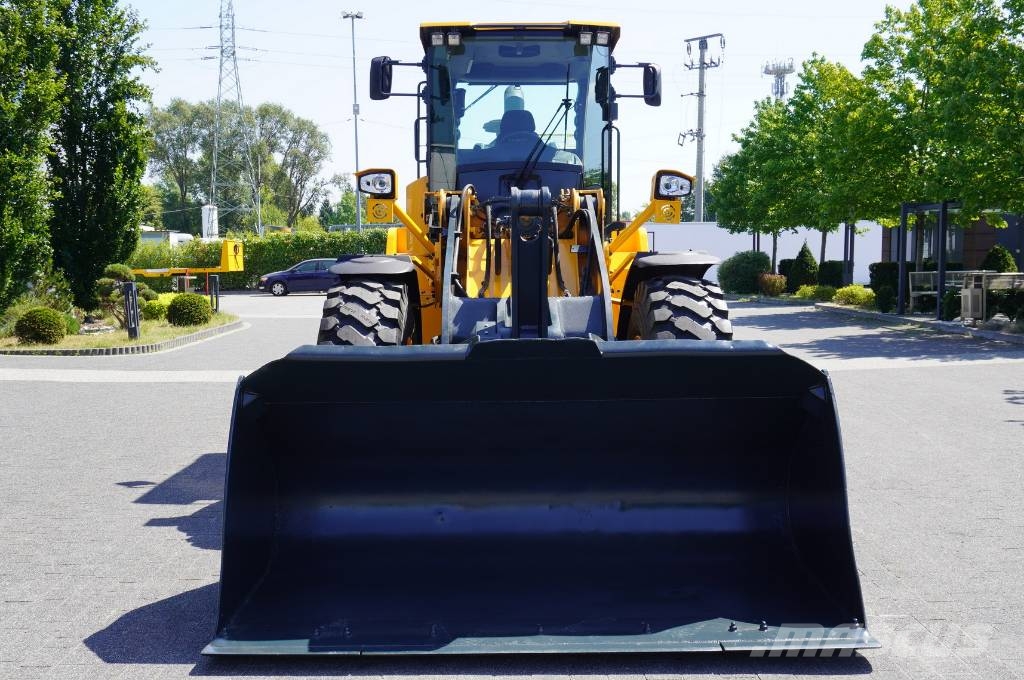 Hyundai HL940A articulated loader/ year 2021/ weight 13.5t Фронтальні навантажувачі