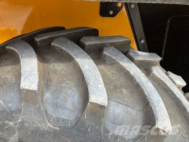 JCB 555-260R Carretillas telescópicas