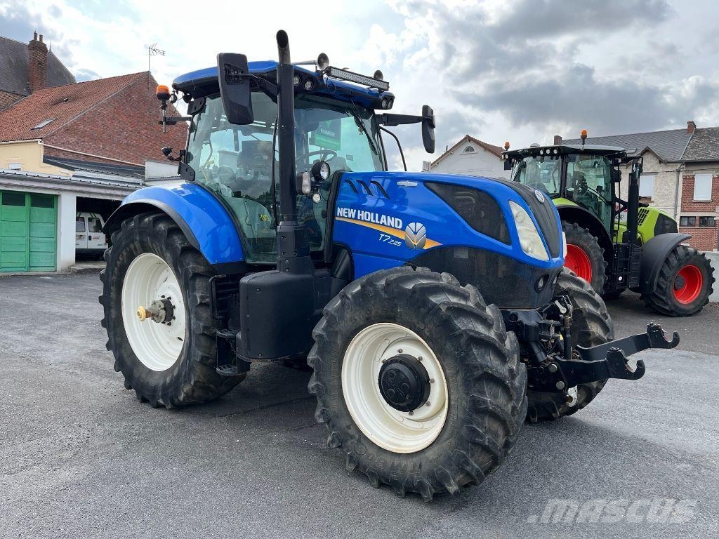 New Holland T7.225 Трактори