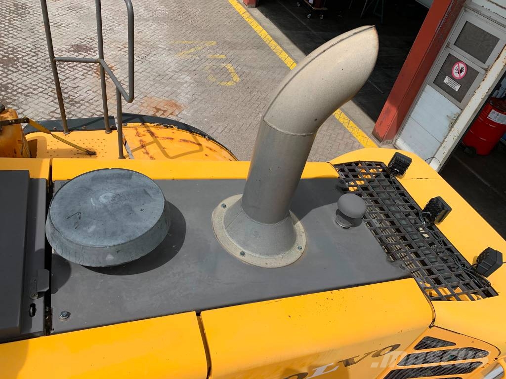 Volvo L 180 E 轮式装载机