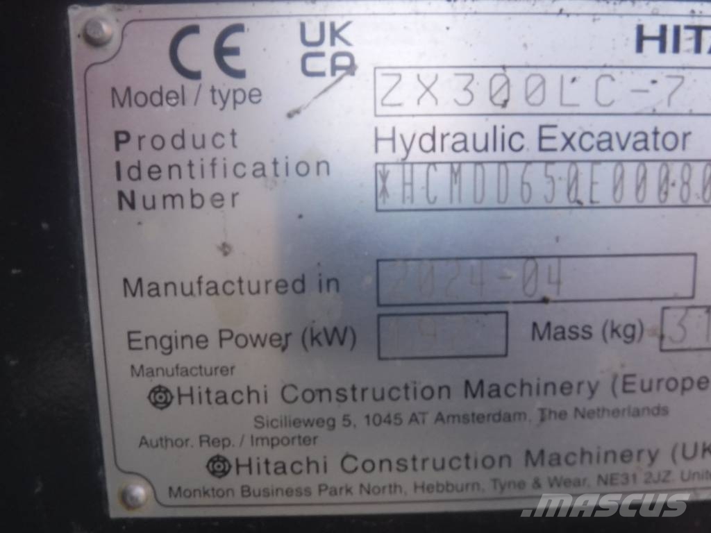 Hitachi ZX 300 LC-7 Kāpurķēžu ekskavatori