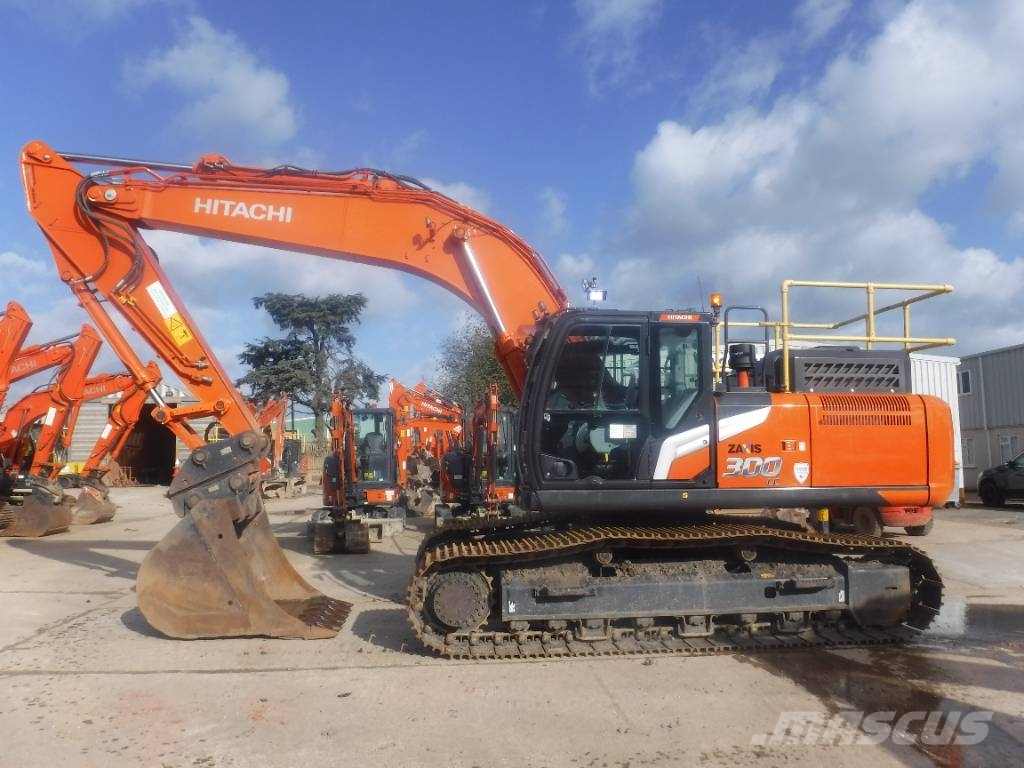 Hitachi ZX 300 LC-7 Kāpurķēžu ekskavatori