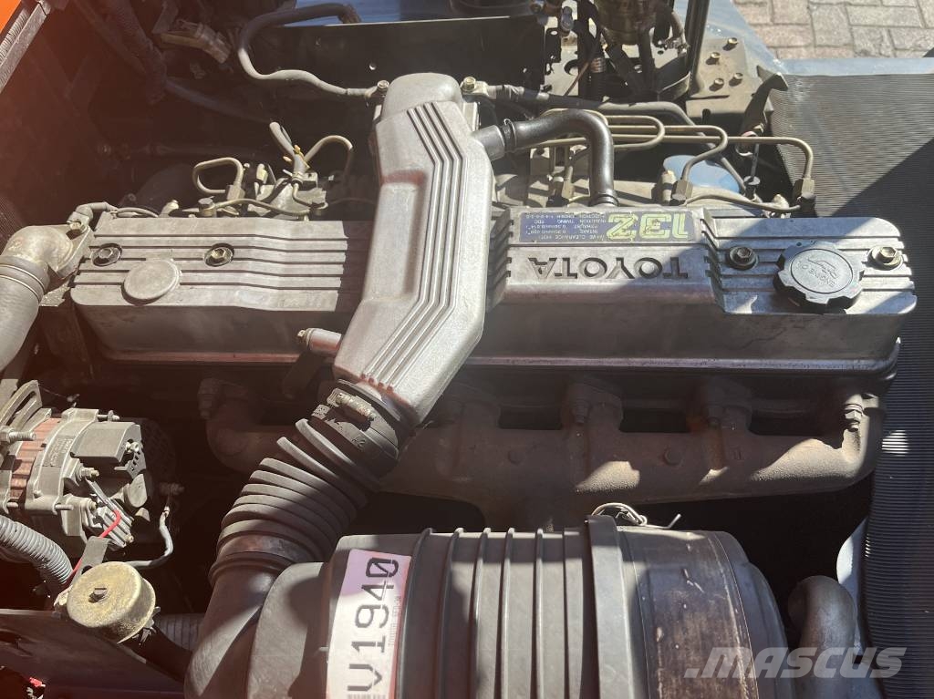 Toyota 6 FD 40 V-1940 OB Dízel targoncák
