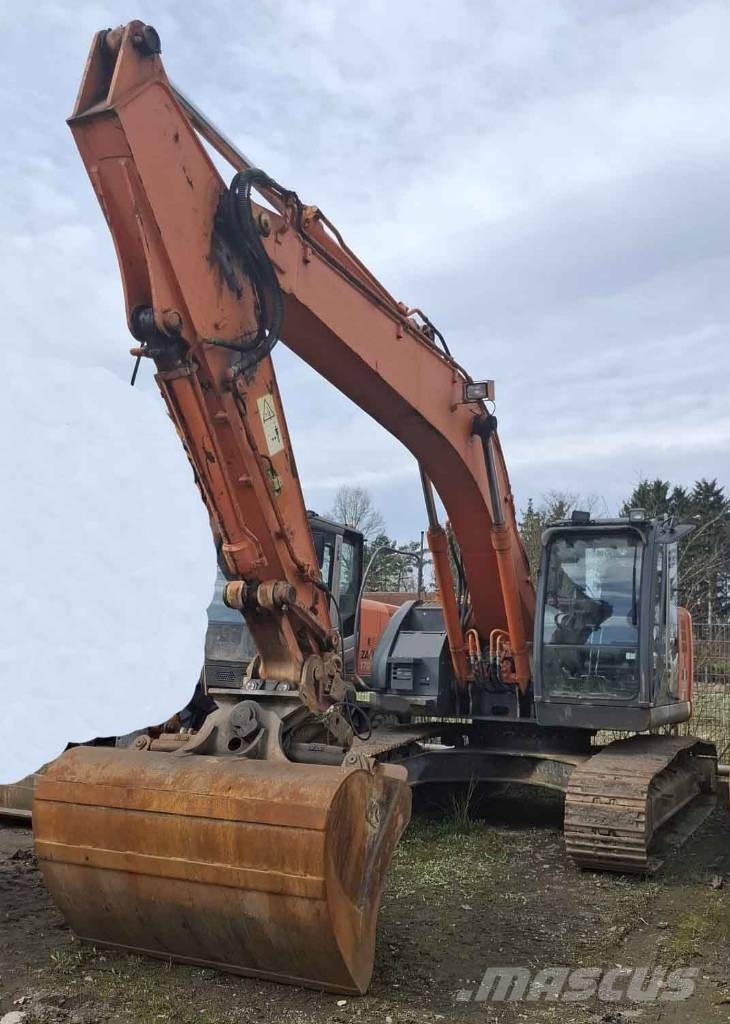 Hitachi ZX 225 US LC-3 履带挖掘机