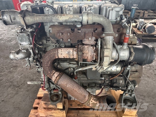 Liebherr D934S A6 120kw 엔진