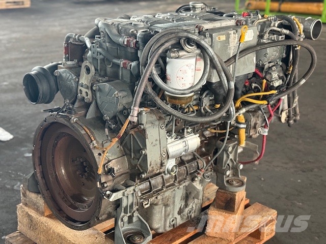 Liebherr D934S A6 120kw 엔진