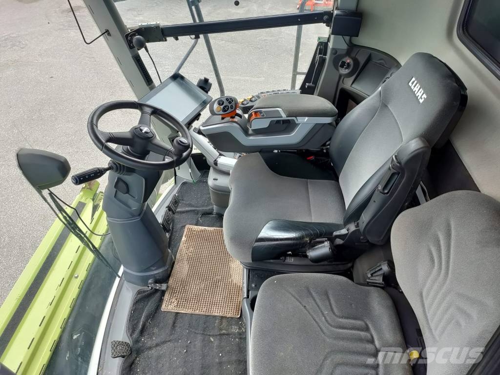 CLAAS Lexion 6800 TT Θεριζοαλωνιστικές μηχανές