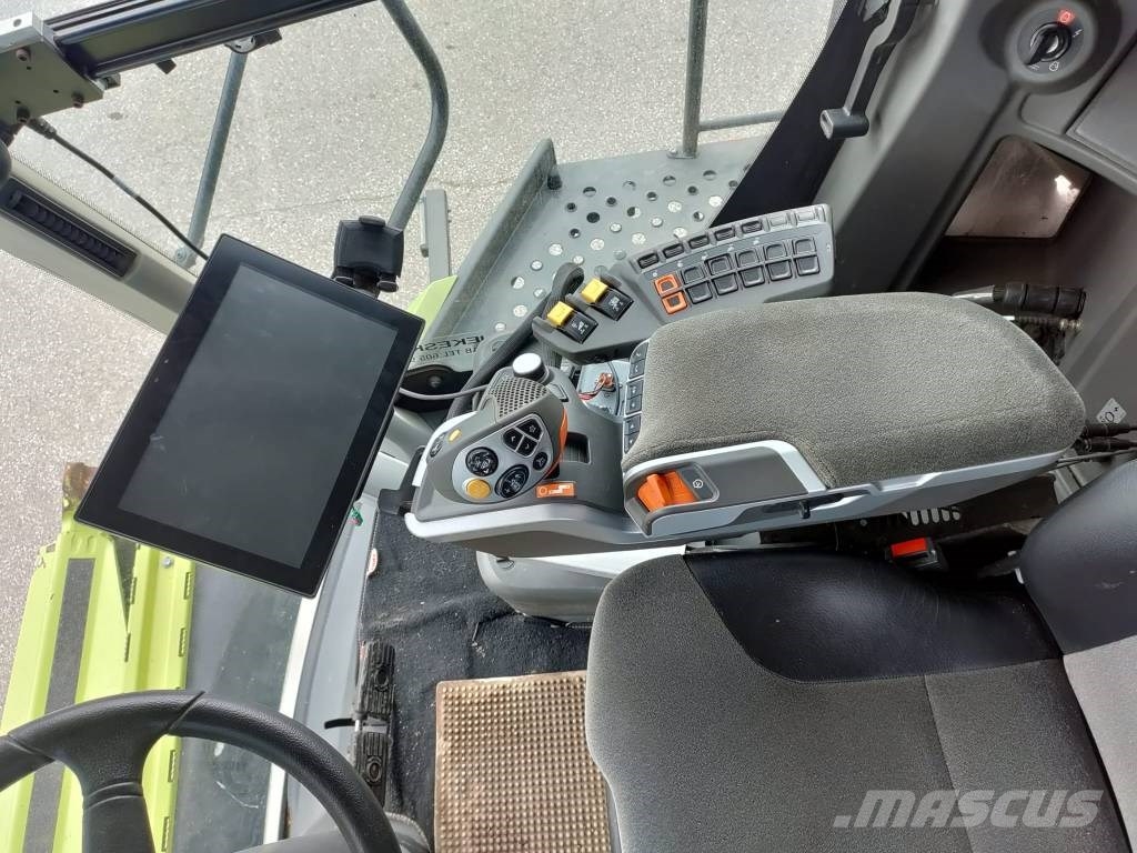 CLAAS Lexion 6800 TT Θεριζοαλωνιστικές μηχανές