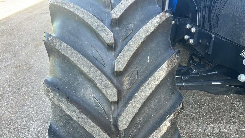 New Holland T6.155 Tractor Tractors