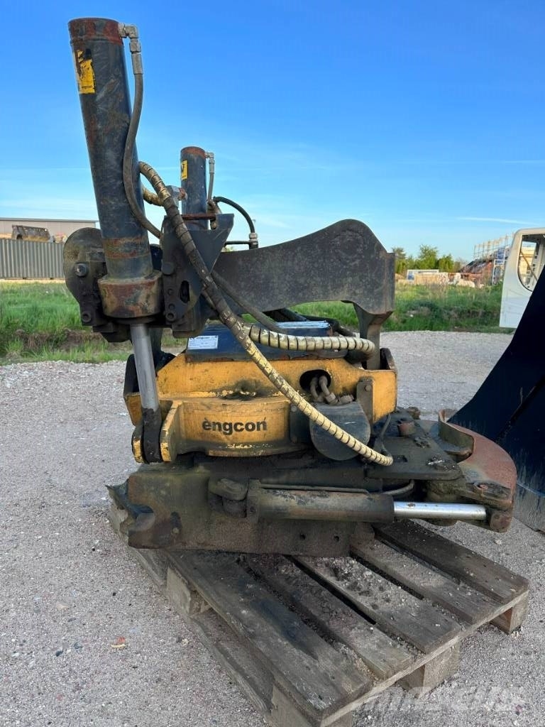 Engcon EC 30 - S80 GR30-S80 - SVAB Rototilt - Tiltrotator Rotationsschaufel