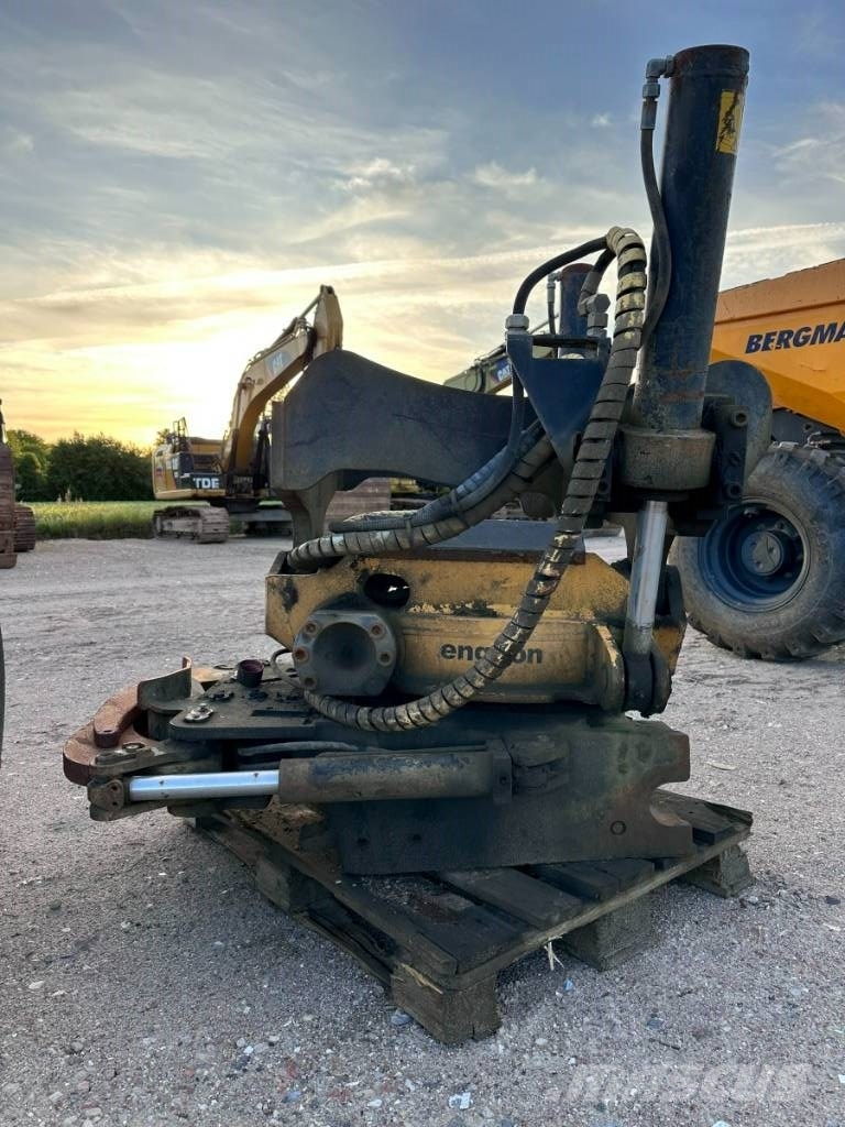 Engcon EC 30 - S80 GR30-S80 - SVAB Rototilt - Tiltrotator Rotationsschaufel