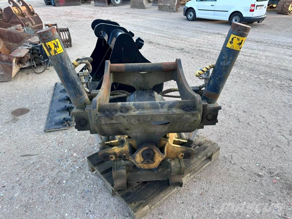 Engcon EC 30 - S80 GR30-S80 - SVAB Rototilt - Tiltrotator Rotationsschaufel