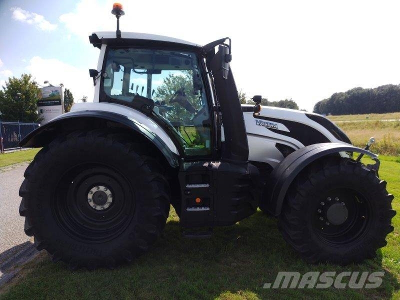 Valtra T 175 A Трактори