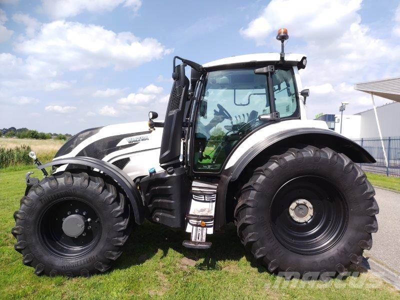 Valtra T 175 A Трактори