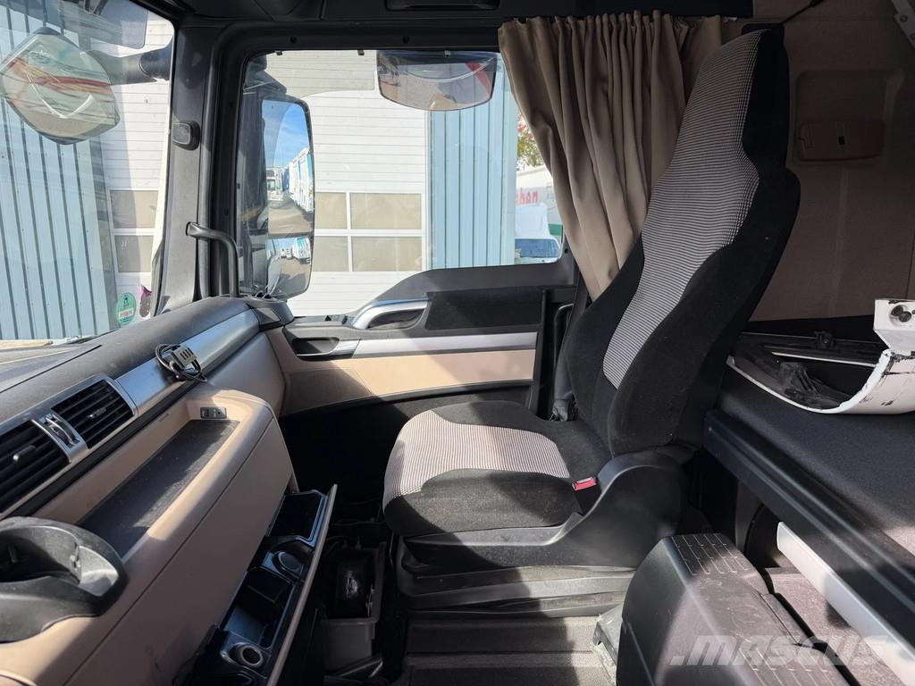 MAN TGX 18.420 *Damage* Engine = Running* 2 Tank Euro Тягачі
