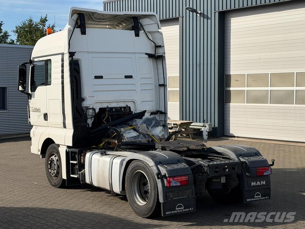 MAN TGX 18.420 *Damage* Engine = Running* 2 Tank Euro Тягачі