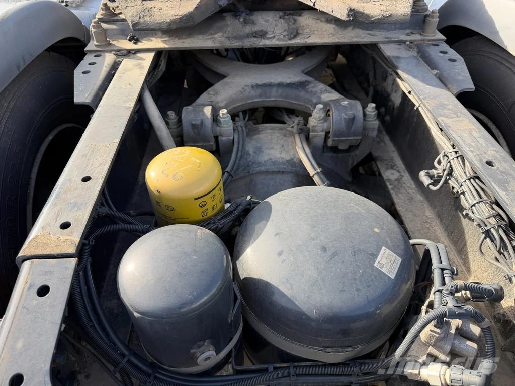 MAN TGX 18.420 *Damage* Engine = Running* 2 Tank Euro Тягачі