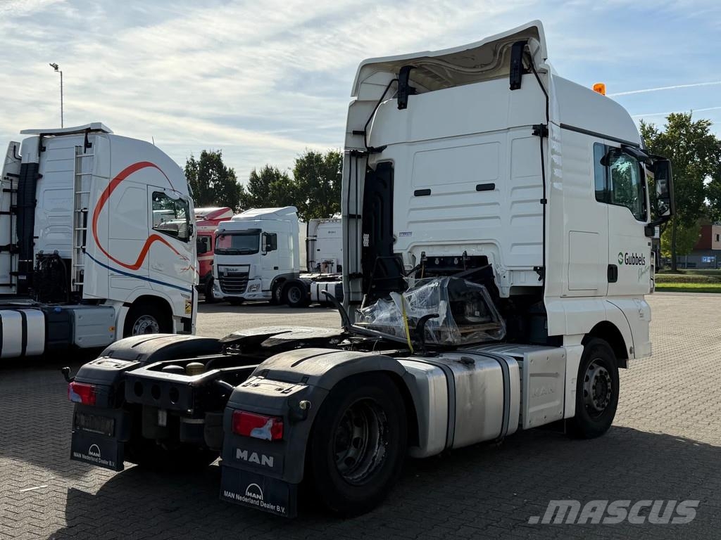 MAN TGX 18.420 *Damage* Engine = Running* 2 Tank Euro Тягачі