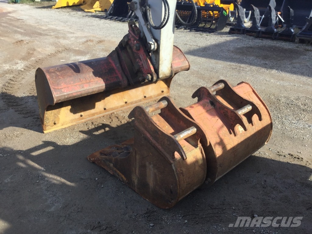 Takeuchi TB 295 W Excavadoras de ruedas