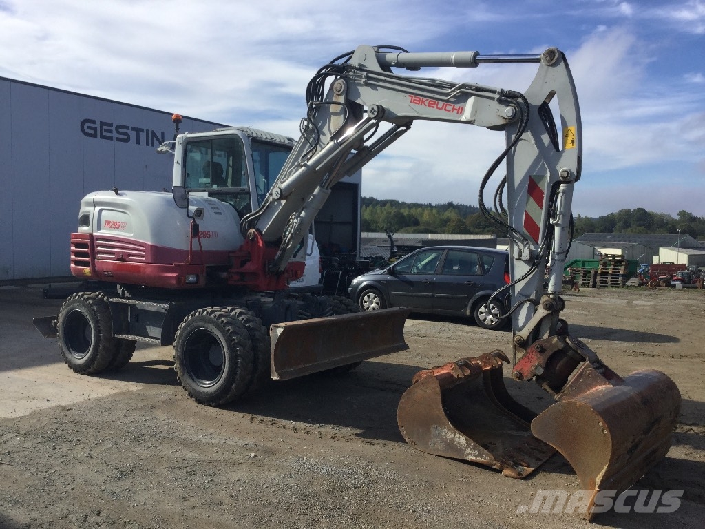 Takeuchi TB 295 W Excavadoras de ruedas