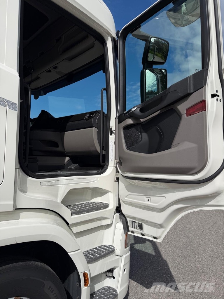 Scania R460 A6x2NA Motrici e Trattori Stradali