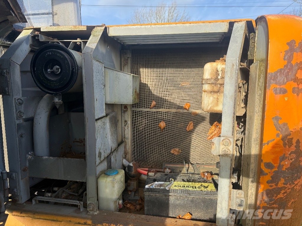 Hitachi EX100 EX120 ZX130 ZX135 Raupenbagger