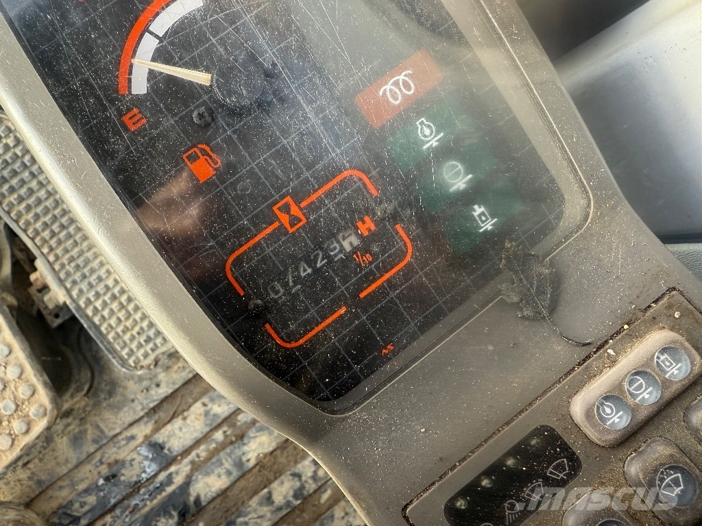 Hitachi EX100 EX120 ZX130 ZX135 Raupenbagger