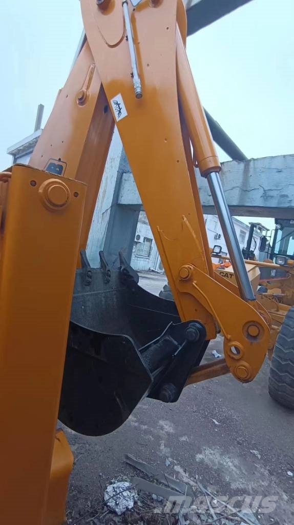 JCB 3 CX Rataslaadurid