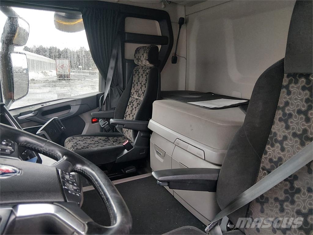Scania R410 CNG Kühlkoffer