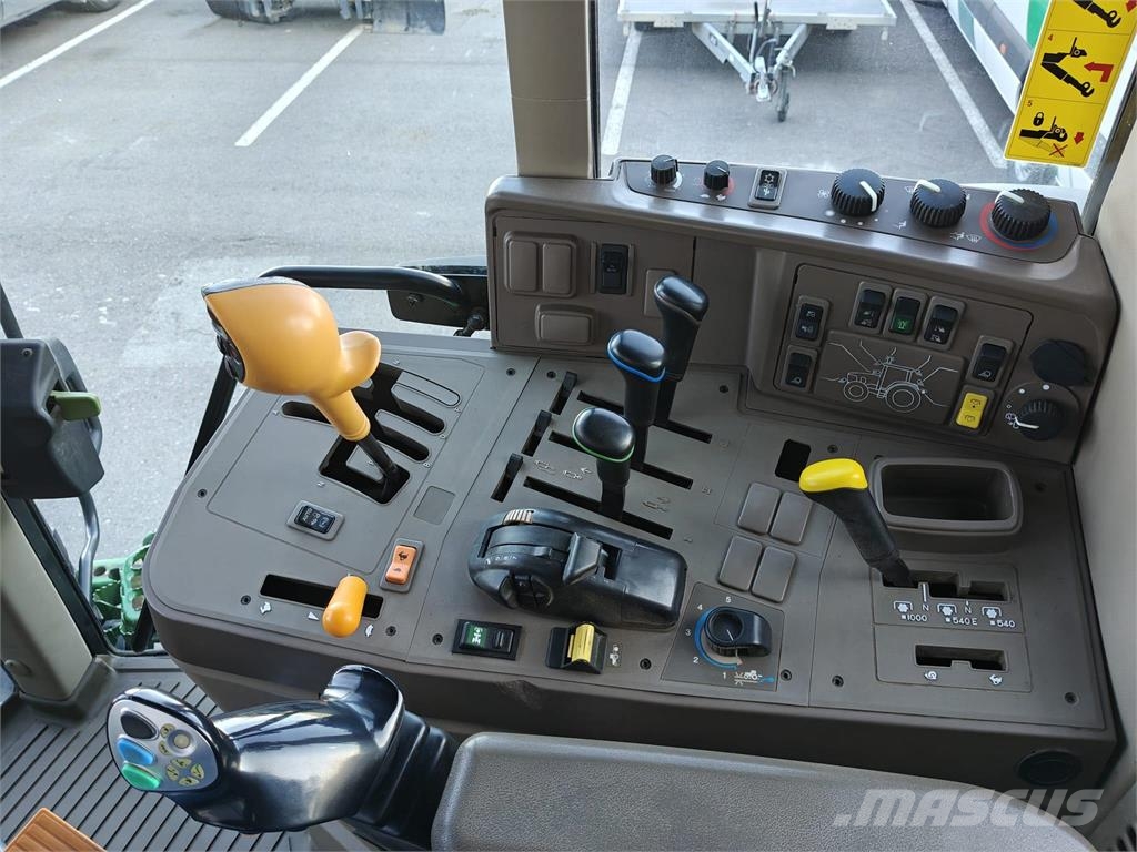 John Deere 6170M Трактори