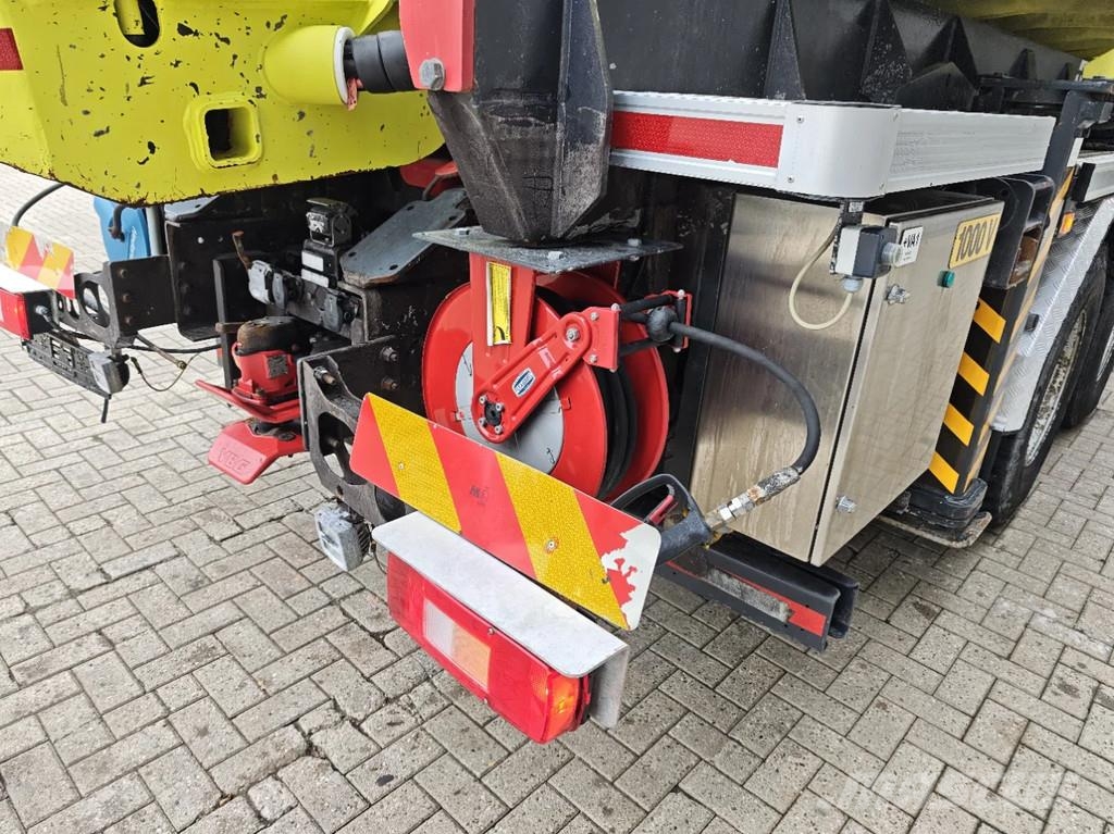 Volvo FMX 420 8x4 AMV 11 SWL 1000 QR Tunnelplatform Truck mounted aerial platforms