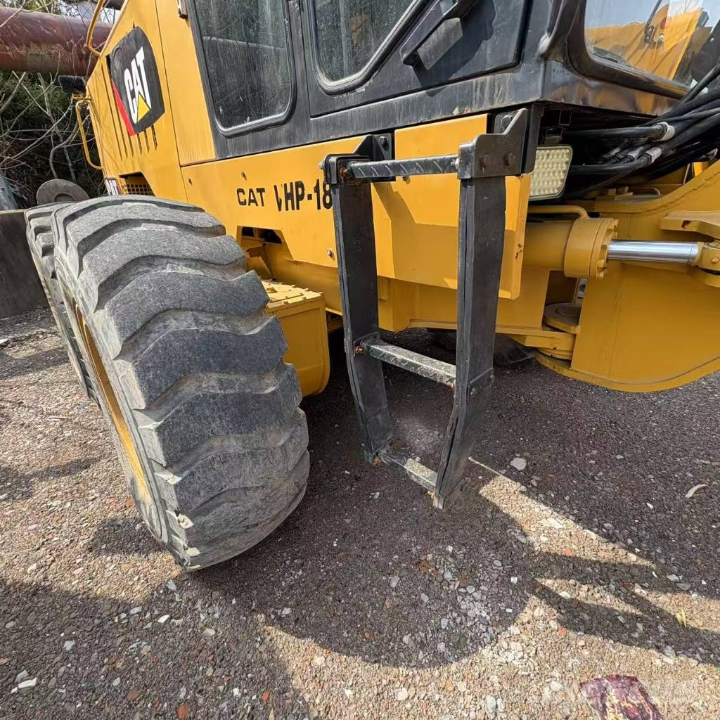 CAT 140 K Grederji