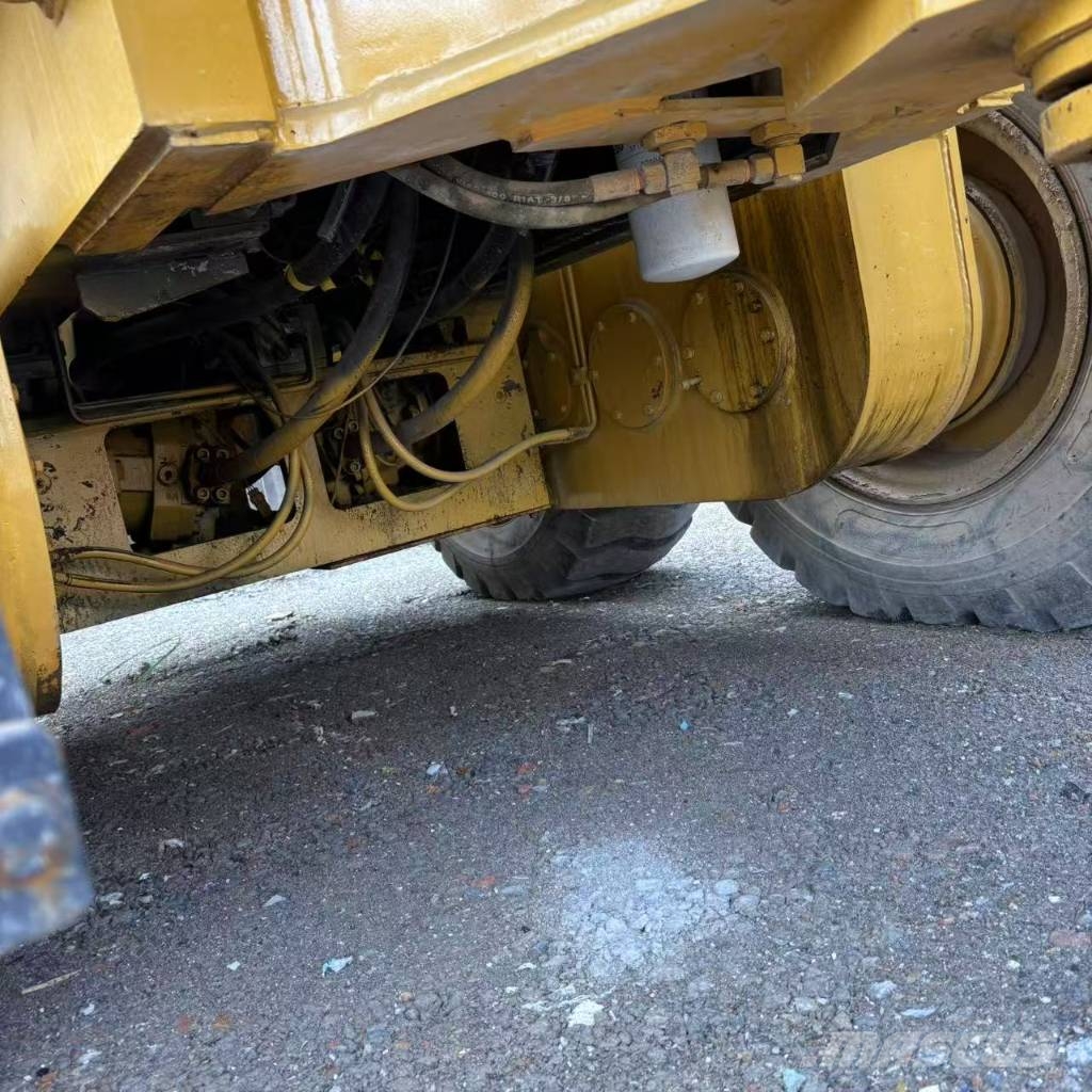 CAT 140 K Grederji