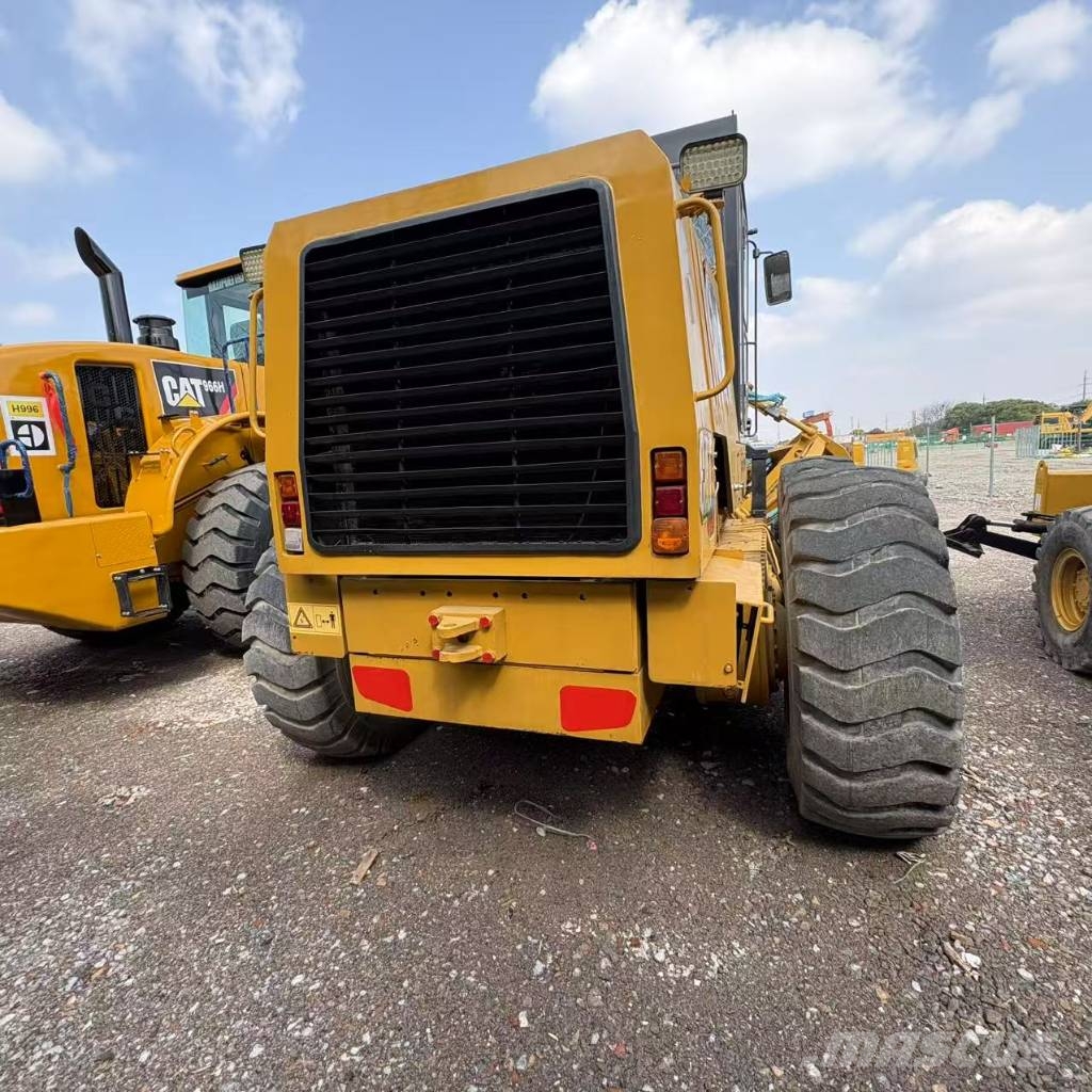 CAT 140 K Grederji