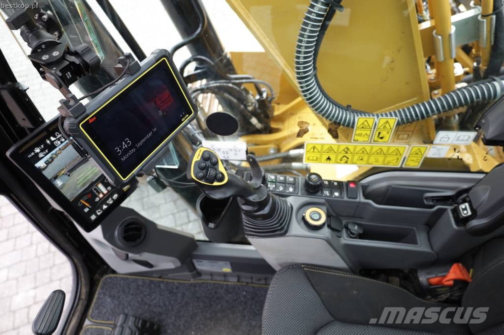 CAT 326 Pelle sur chenilles