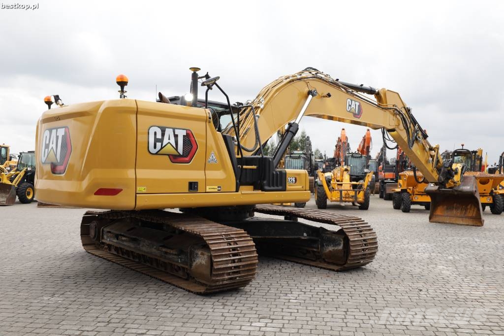 CAT 326 Pelle sur chenilles